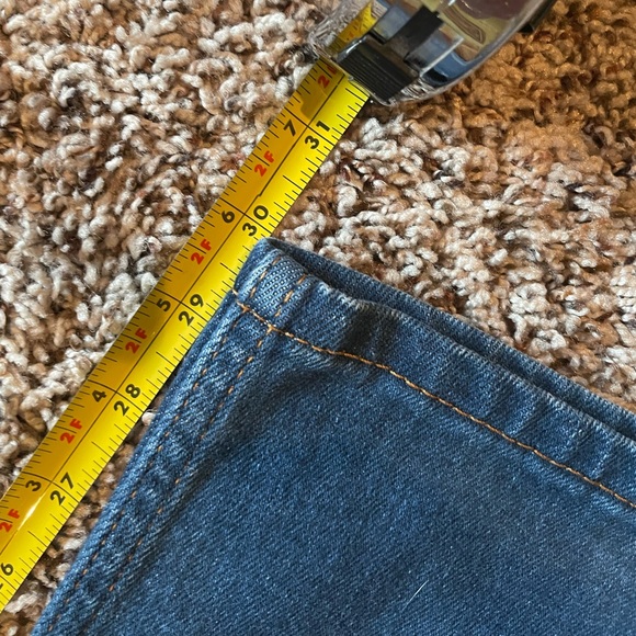 EUC Levi’s 514 Straight Fit men’s jeans Tagged 38x32 (measures 40x30) - Picture 7 of 9